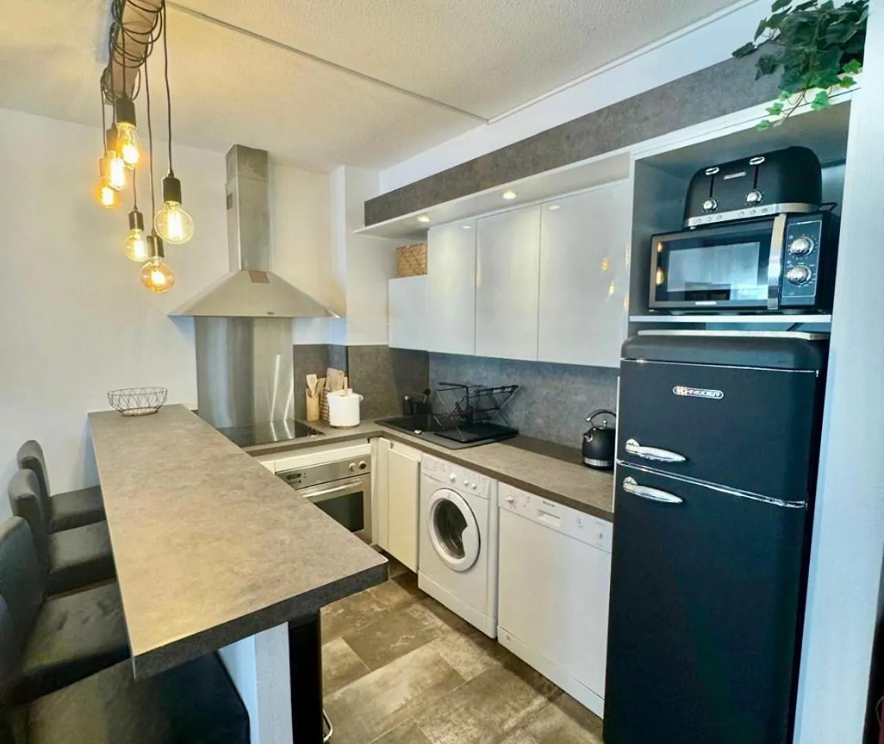 Sweet Home Le 82 Cannes Apartment